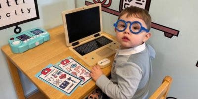 El niño que aprendió a leer por sí mismo a los 2 años, aceptado en asociación de superdotados Mensa