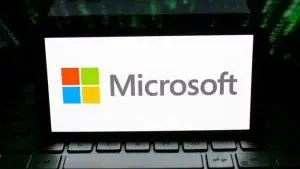 Microsoft cierra ejercicio con un beneficio de 88.136 millones de dólares, un 22 % más