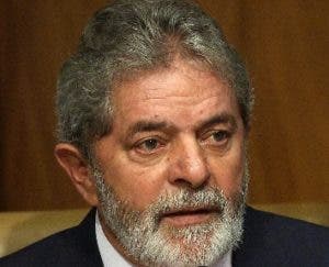 Lula destituye al comandante del Ejército brasileño