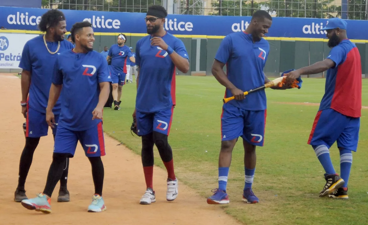 Licey empieza ‘aceitar’ maquinaria para la Serie del Caribe