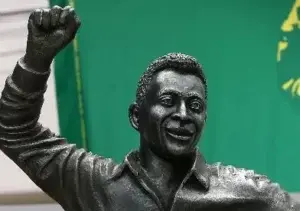 La madre de Pelé no sabe  su fallecimiento