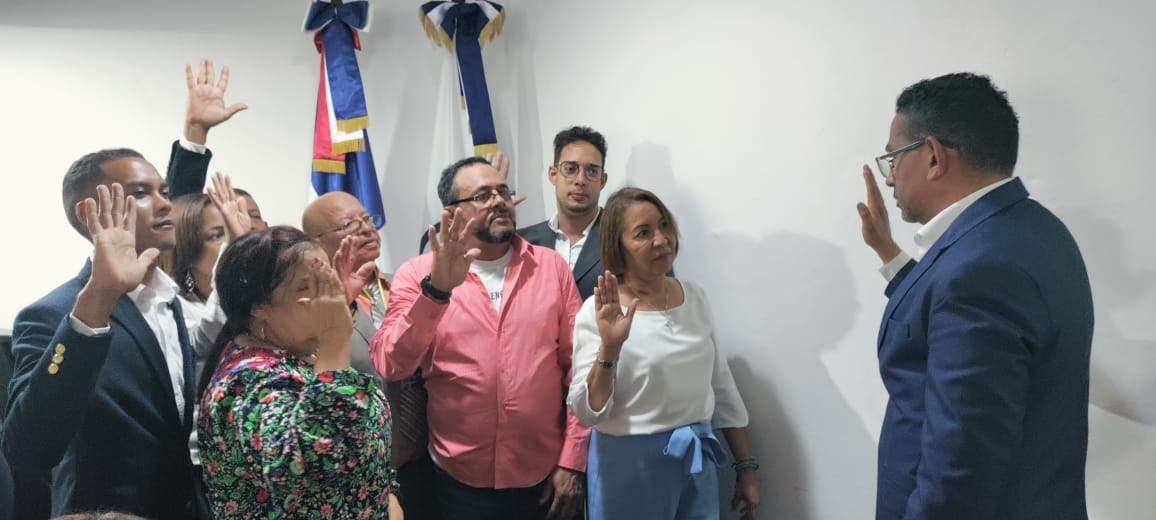 Mireya Jass gana presidencia Colegio Dominicano de Locutores