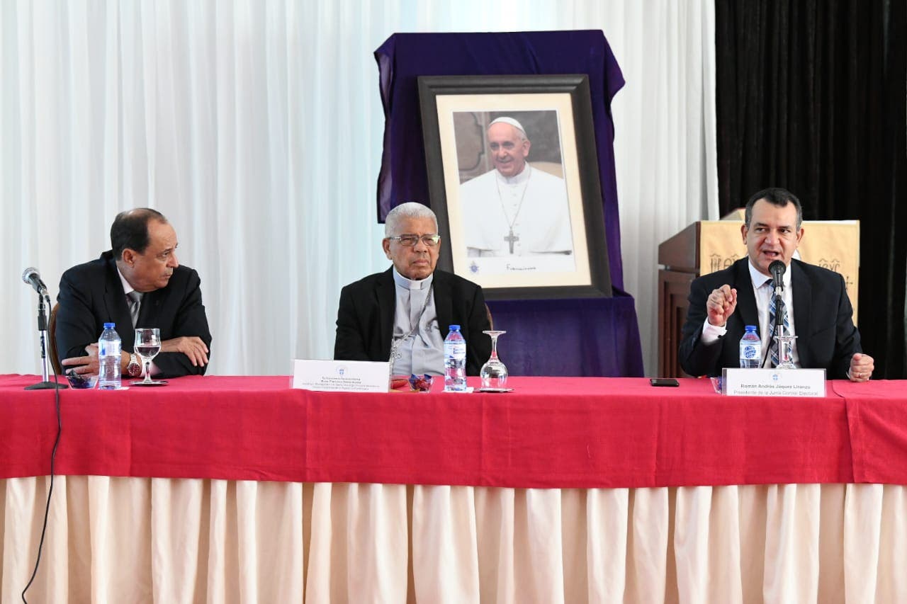 JCE motiva a obispos para que feligresía se integre a colegios electorales de cara a las elecciones