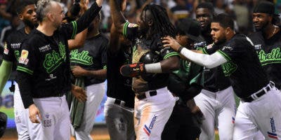 Estrellas se imponen a las Águilas para mantener el empate con Licey en la cima del round robin