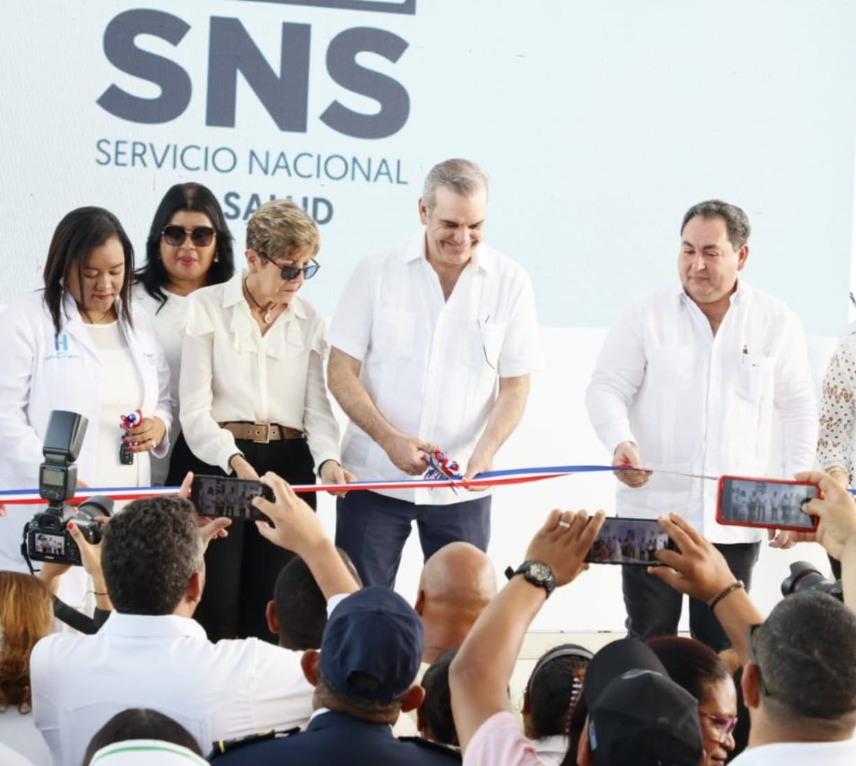 Abinader inaugura ocho obras en Santiago y Puerto Plata
