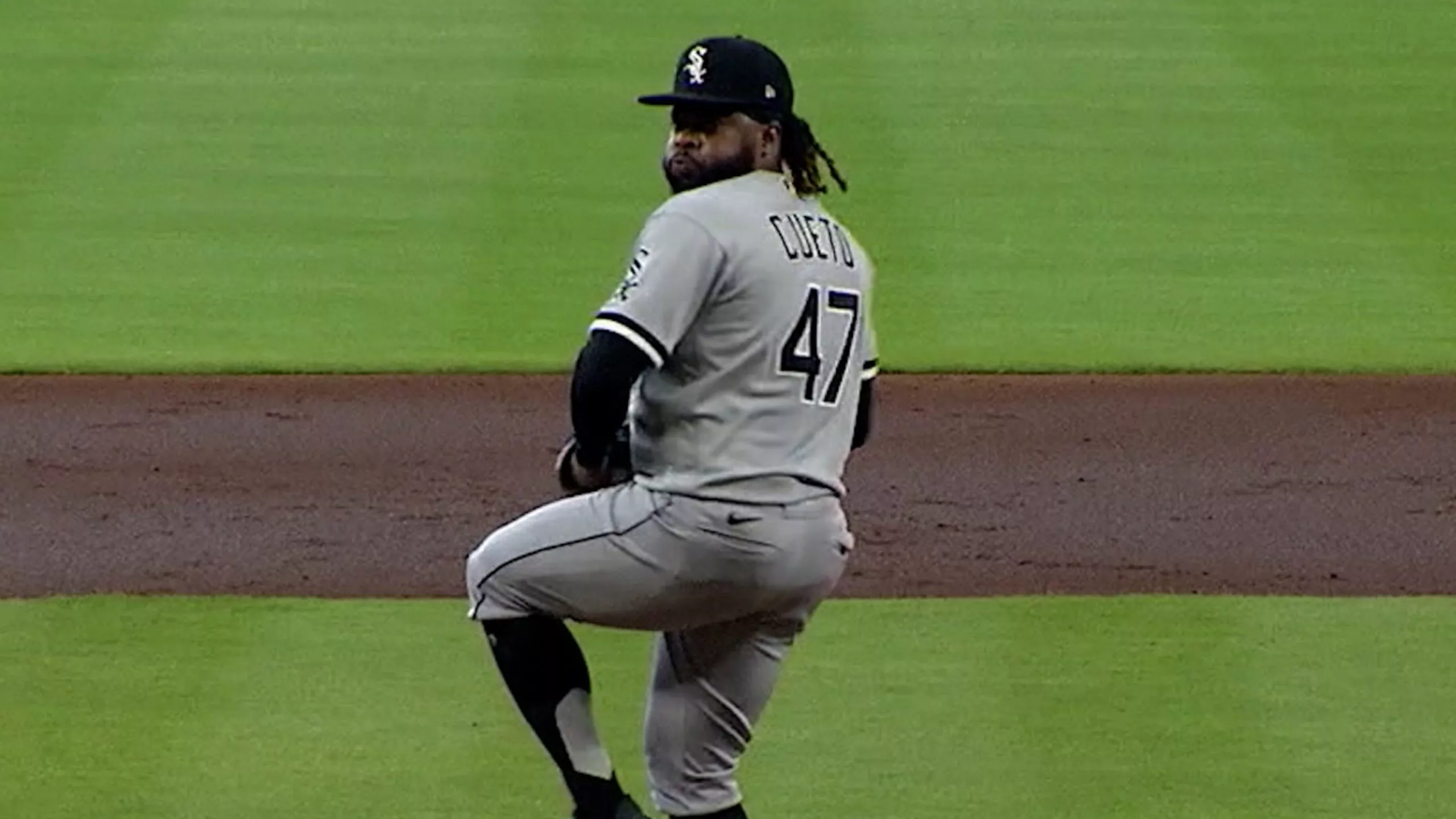 Marlins oficializan pacto con Johnny Cueto por una temporada