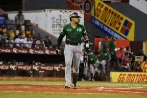 Grand Slam de Briceño mantiene a Estrellas firmes en primero al vencer a Gigantes