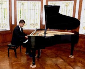 Fundación Sinfonía abre convocatoria de competencia ProPiano