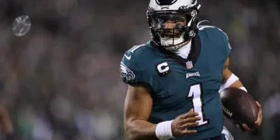 Eagles golpean a Giants temprano y avanzan hacia el juego por el título