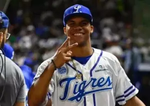 Soto mantiene posibilidad de jugar con el Licey