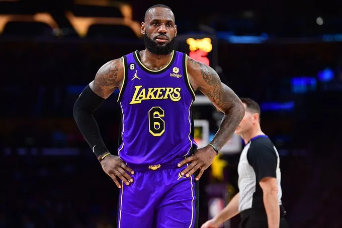 LeBron anota 37 y Lakers superan a Trail Blazers; Nets doblegan a Warriors