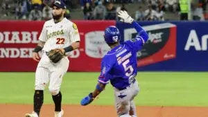 Leones vencen a Tiburones y toman ventaja en la final de la LVBP