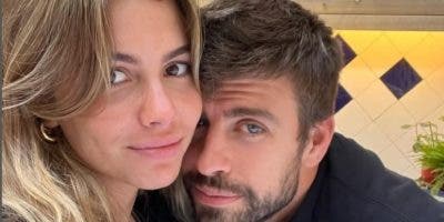 Piqué publica primera foto con su novia Clara Chía tras polémica con Shakira