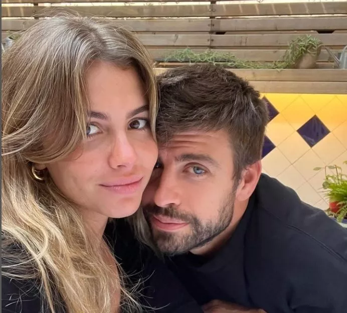 Piqué publica primera foto con su novia Clara Chía tras polémica con Shakira