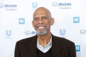 Abdul-Jabbar dice que Martin Luther King le inspiró en su carrera literaria