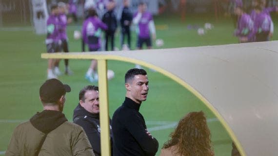Cristiano Ronaldo visita a sus excompañeros del Real Madrid