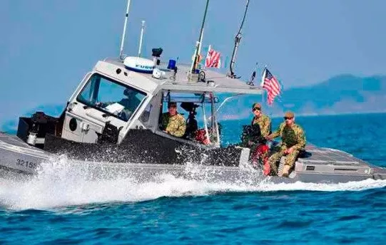 Liberan a varios haitianos detenidos de ola masiva migratoria en Florida