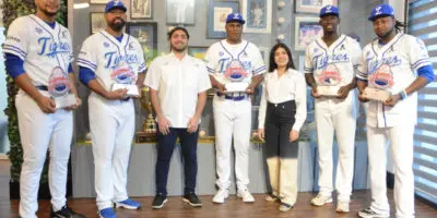 Premian ganadores de Los Dominicanos Primero Cuqui Córdova