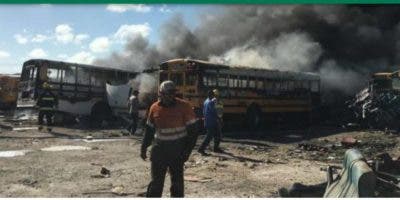 Migración niega autobuses afectados por incendio en Bávaro pertenezcan a la institución