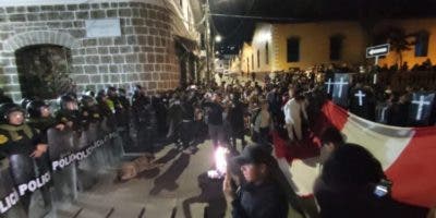 Perú amplía el estado de emergencia ante las protestas