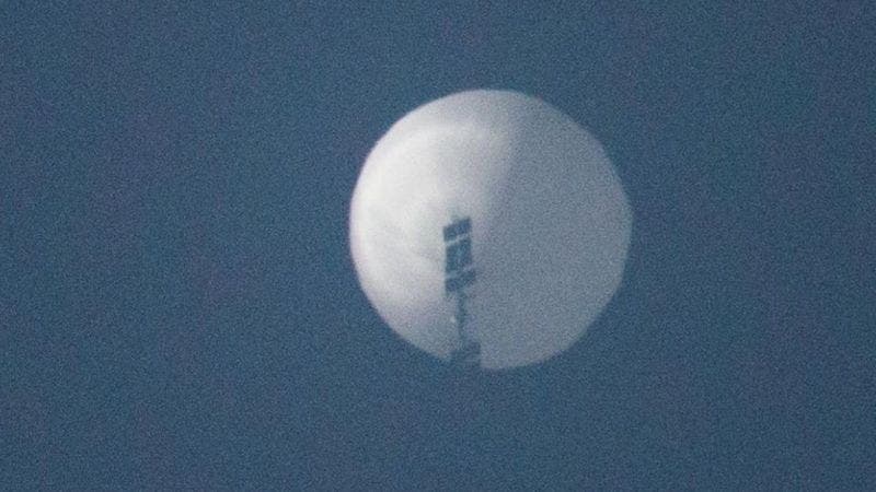 El globo espía, un complemento para los satélites