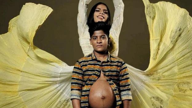 Las fotos del embarazo de una pareja trans que se volvieron virales