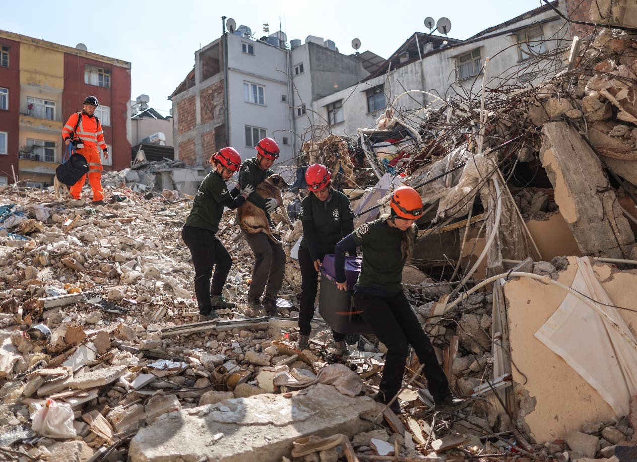 En Turquía nuevo sismo deja 3 muertos; hay 200 heridos
