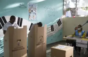 Mostrar el voto será penado con hasta un año de prisión