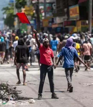 Miembros del Caricom viajan a Haití para discutir crisis social del país