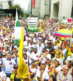 Marchas contra las reformas de Petro