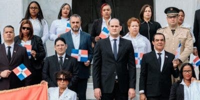 Promese/cal rinde homenaje a los padres de la patria