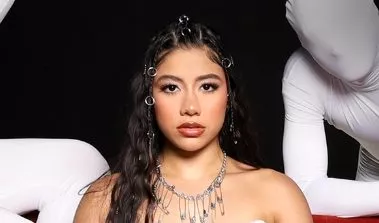 La cantante Greyvi lleva una carrera de ascens. Archivo
