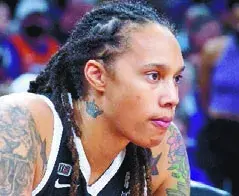 Griner vuelve cancha  luego estar detenida