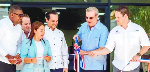 El presidente inaugura obras en el Este