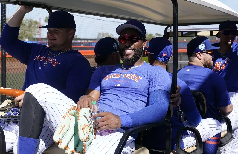 Starling Marte se prepara para el día inaugural