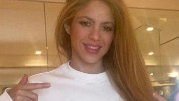 Shakira sigue facturando y vende  suéter
