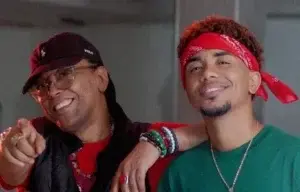 Edwin Jay junto a Sergio Vargas en reguetón