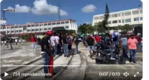 «Musicólogos» protestan en Plaza de la Bandera; piden los dejen usar sus equipos en espacios públicos 