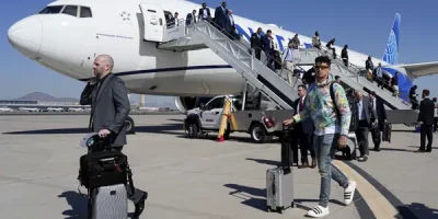 Chiefs y Eagles inician su preparación para el Super Bowl 57