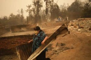 Voraces incendios en sur de Chile se cobran 22 vidas