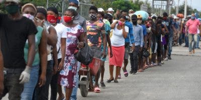 Cinco militares presos por tráfico de haitianos