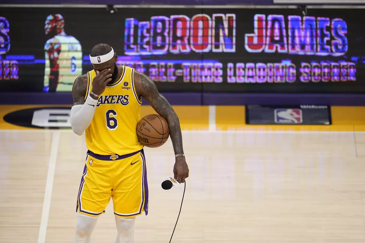 Lesión tobillo LeBron no reviste “gravedad”