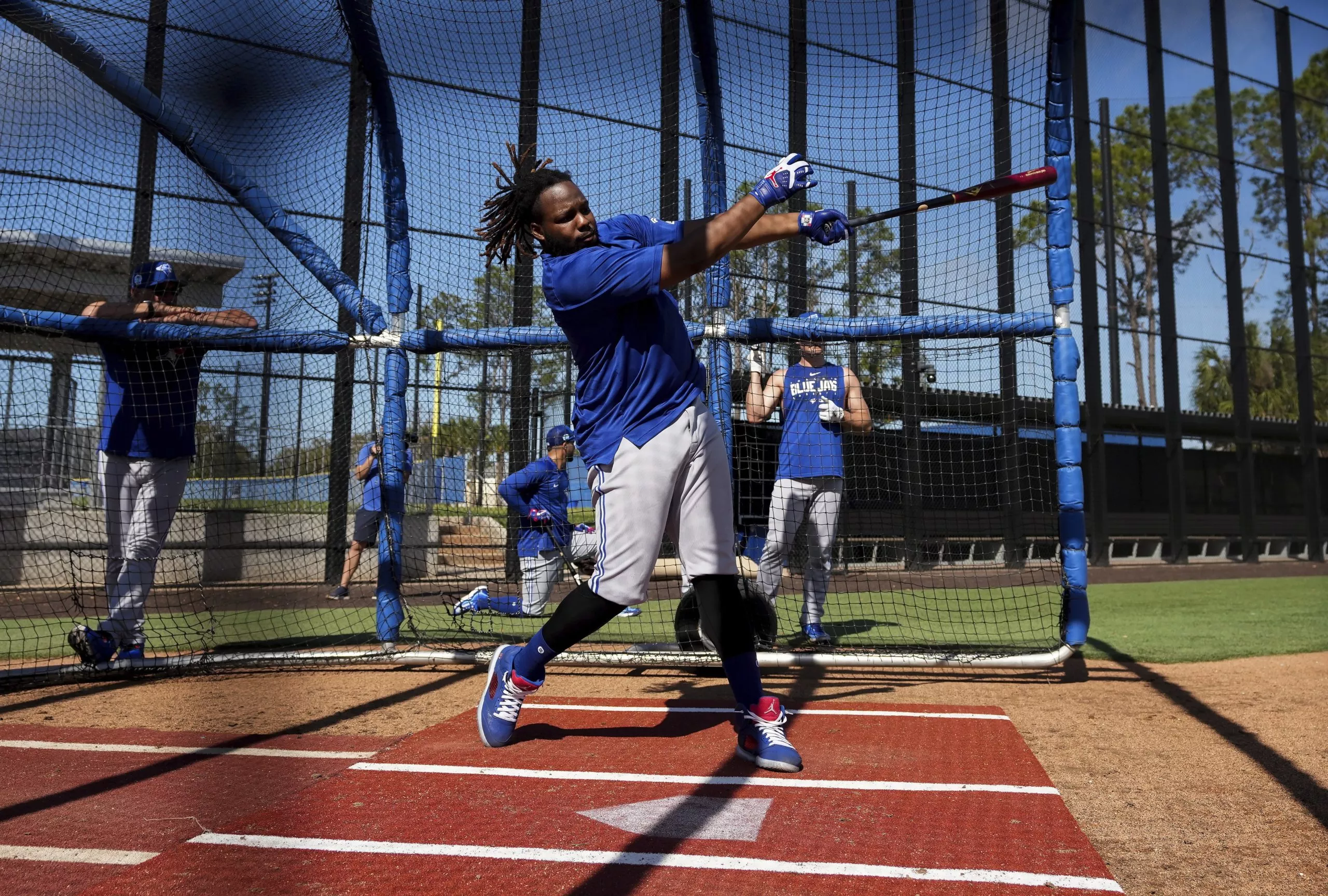 Vladdy Jr empezó la primavera a todo tren: 2 juegos, 2 jonrones