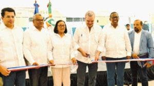 Luis Abinader inaugura ocho Comedores Económicos