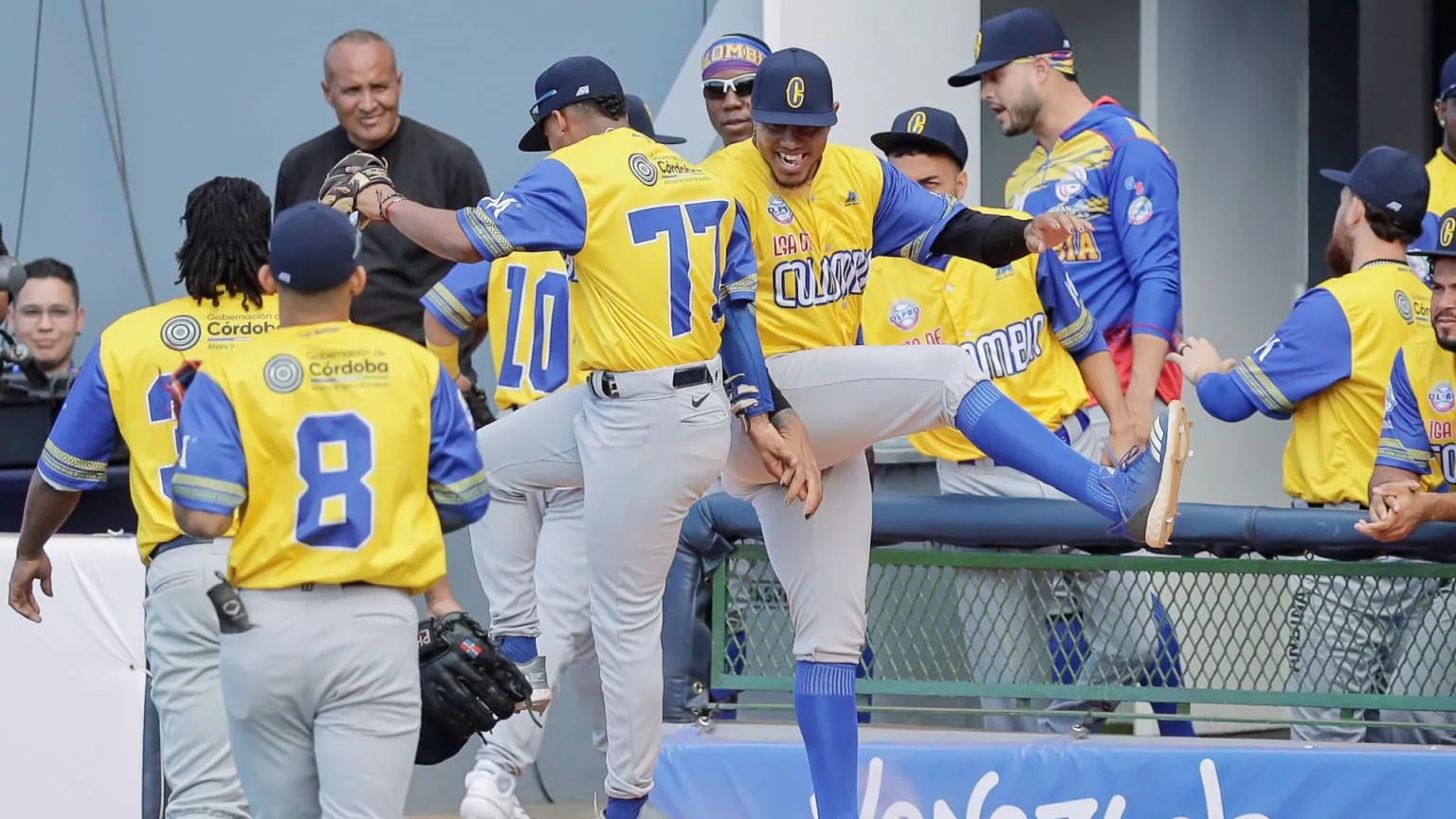 Colombia comienzan con buen pie su defensa del título en Serie del Caribe