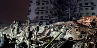 Terremoto en Turquía y Siria deja al menos 195 muertos