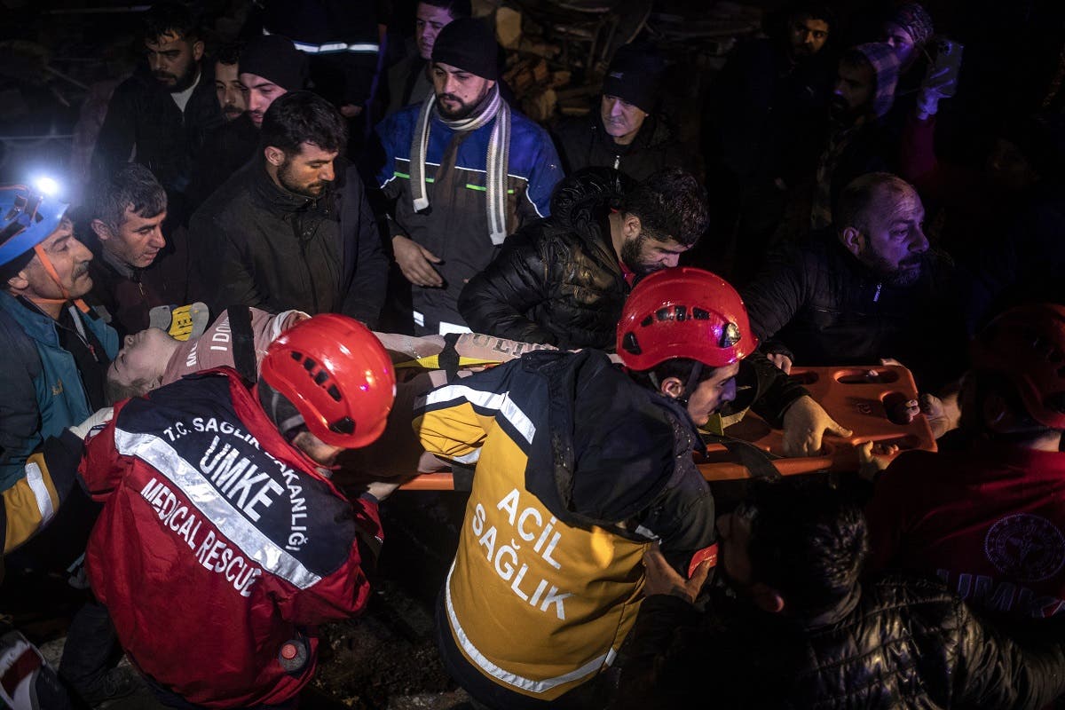 Al menos 568 muertos en un terremoto en Turquía y Siria