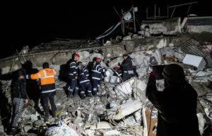 Más de 3.600 muertos en Turquía y Siria por los devastadores terremotos