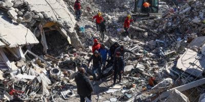 Armenia y Turquía abren frontera tras 30 años para enviar ayuda de terremoto