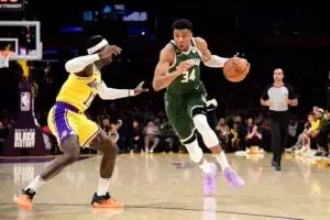 Bucks logran novena victoria consecutiva, vencen a Lakers sin LeBron